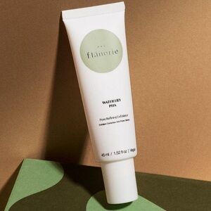 Flanerie Water Lily PHA Pore Refining Exfoliator